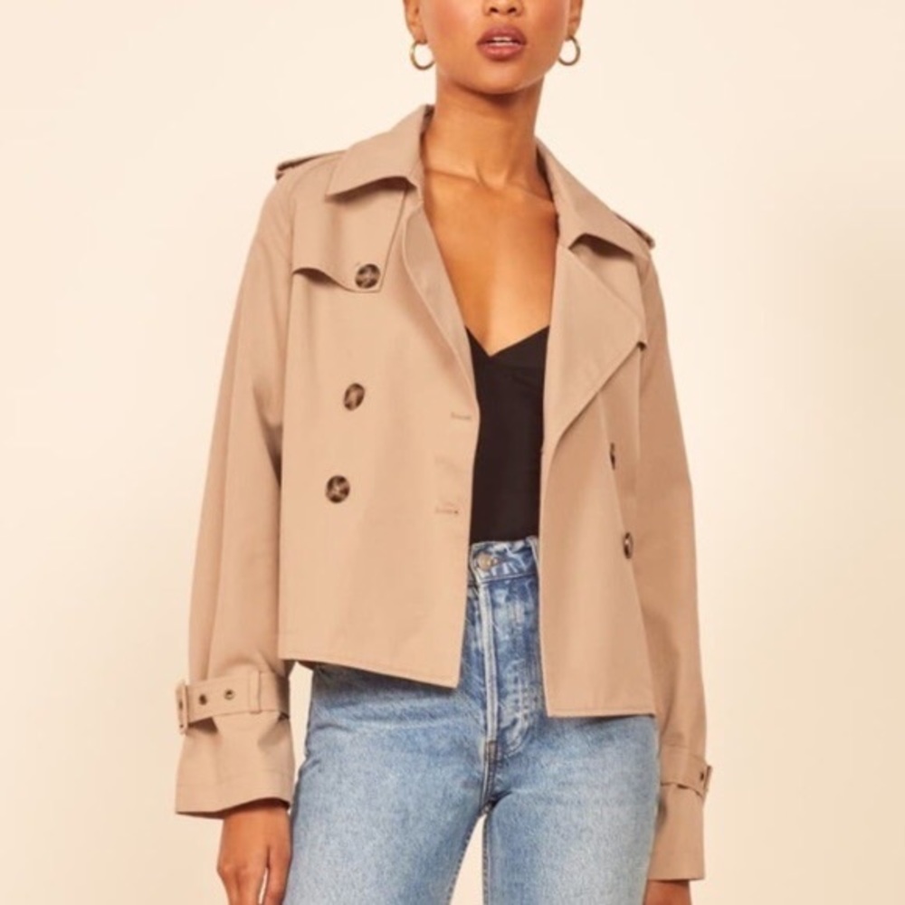 Reformation short Lafayette Trench Coat in Camel